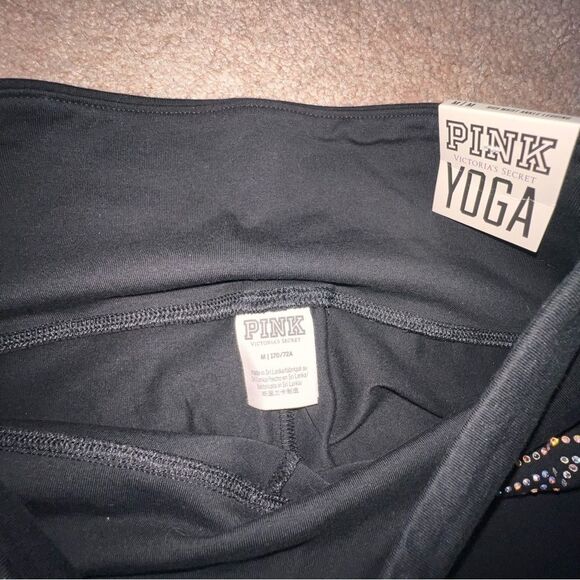 PINK Victoria’s Secret Black High Waist Yoga Leggings w/ Rhinestone Logo Size M - Picture 4 of 4